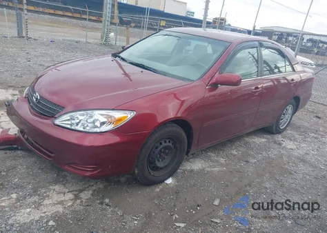 2003 Toyota Camry Le from USA, damaged, VIN 4T1BE32K83U144351